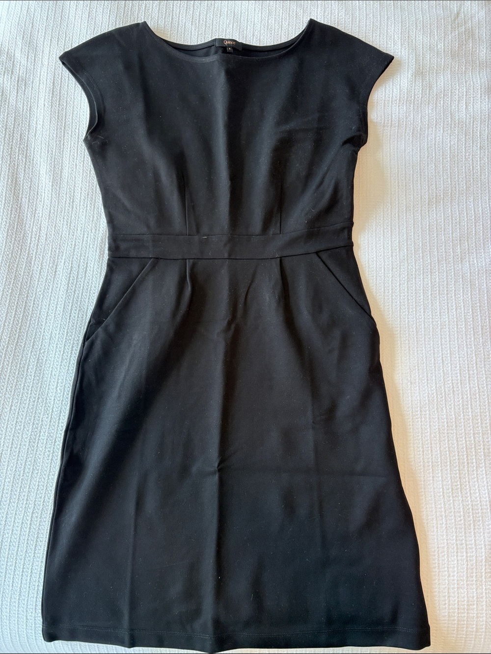 Quince Ultra-Stretch Ponte Cap Sleeve Dress